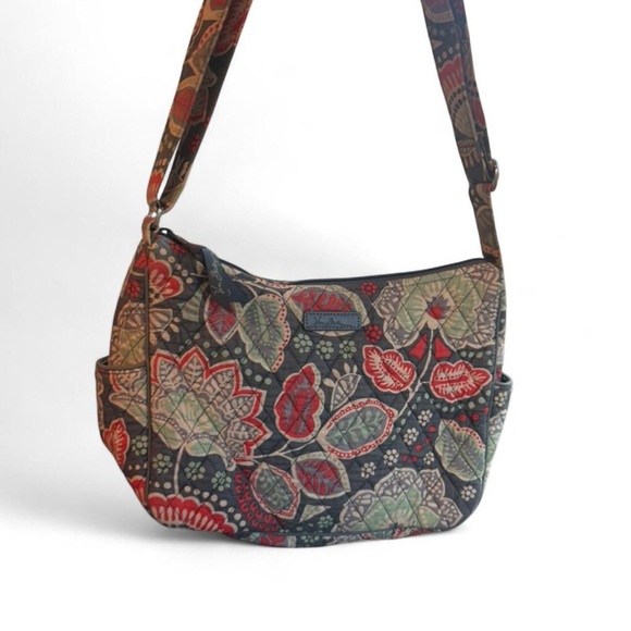 Vera Bradley Blue Floral Quilted Shoulder Bag Retired Pattern - Picture 8 of 10